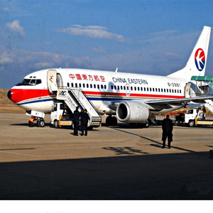 大同云冈空运公司航空快运业稳步发展的原因是什么？
